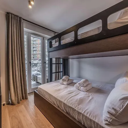 Aux Pieds à Avec Cheminée, Parking, Wi-fi Pour 9 Personnes - Fr-1-631-222 *