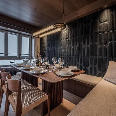 Aux Pieds à Avec Cheminée, Parking, Wi-fi Pour 9 Personnes - Fr-1-631-222 Appartamento *